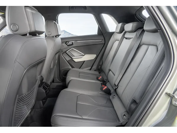 audi q2 q2-premium-40-tfsi-quattro interior