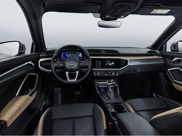 audi q2 q2-standard-40-tfsi-quattro-with-sunroof interior