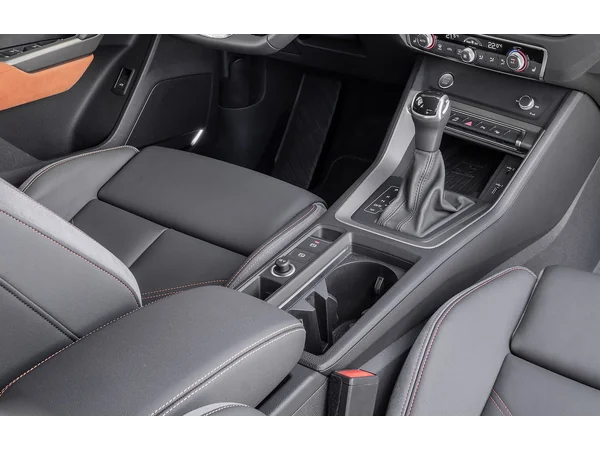audi q3 q3-signature-edition interior