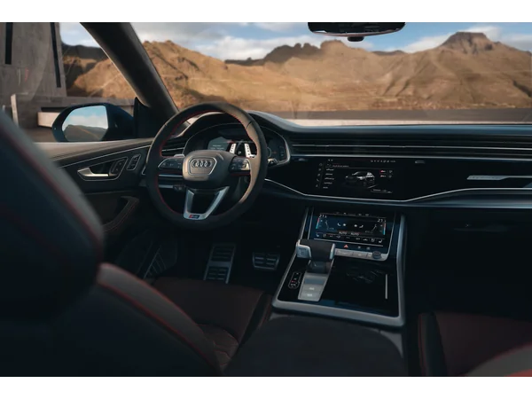 audi r8 r8-52-v10-plus interior