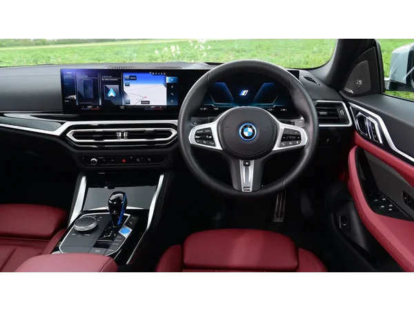 bmw i4 i4-edrive35-m-sport interior