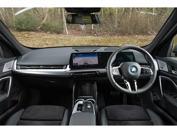 bmw ix1 ix1-xdrive30-m-sport interior