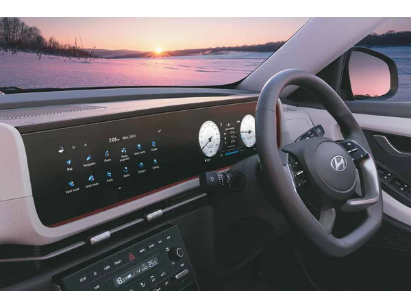hyundai creta creta-ex-diesel-15l-turbo-manual interior