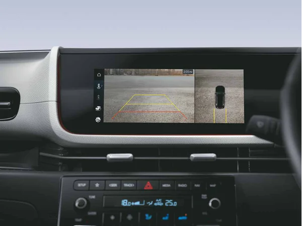 hyundai creta creta-sx-petrol-15l-manual interior