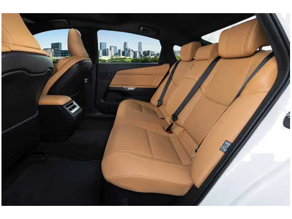 lexus es-350h luxury interior