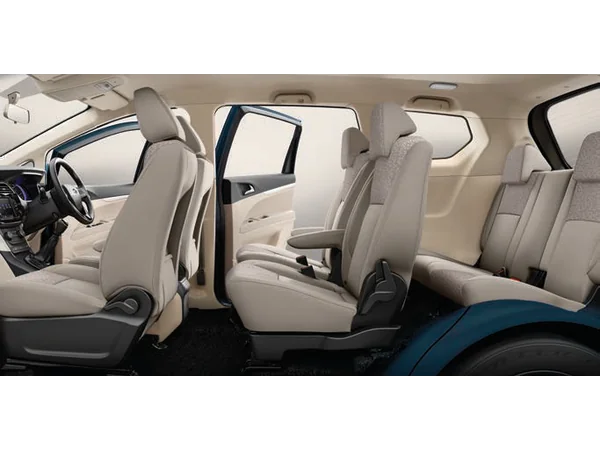 mahindra marazzo marazzo-m2-diesel-turbo-manual-7-str interior