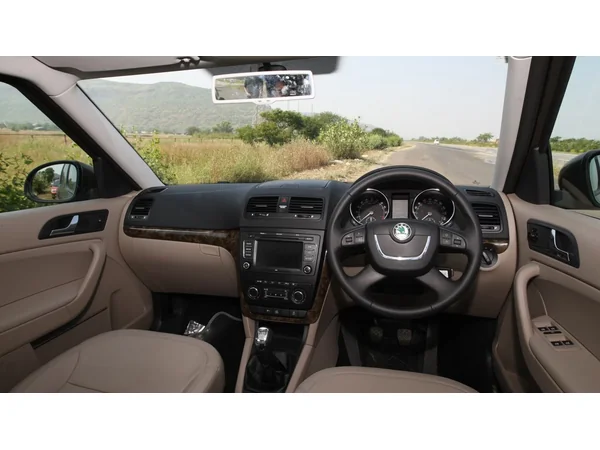 skoda yeti yeti-style-4x2 interior